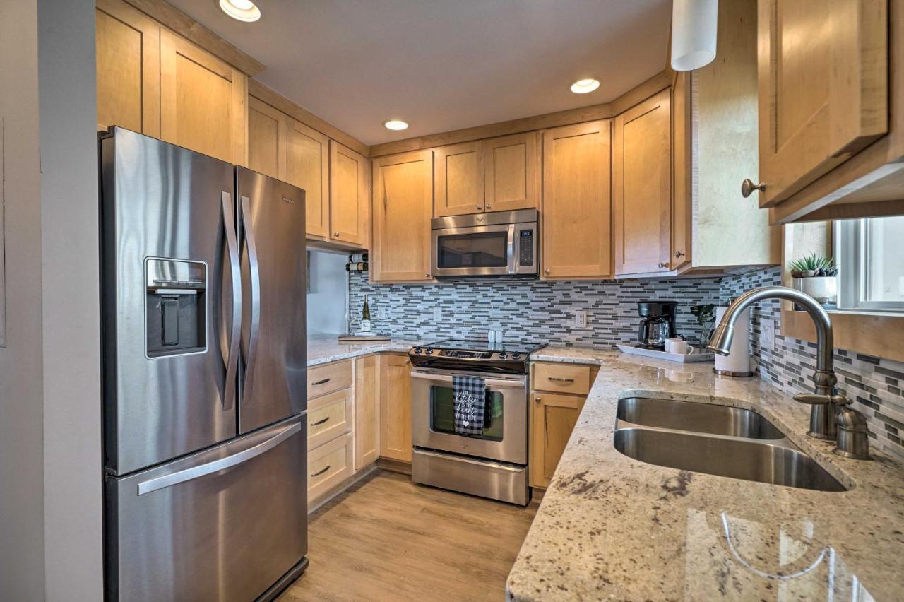 Beachfront Condo With Unobstructed Ocean Views! Oak Island Bagian luar foto